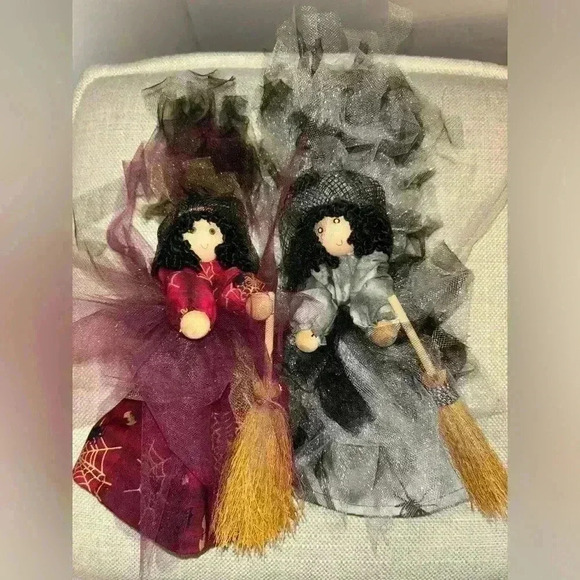 Witch dolls - Picture 1 of 8
